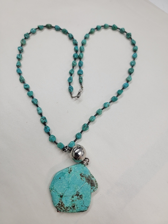 Turqoise Necklace With Large Chunk Turquiose Drop Artisian - Picture 3 of 10
